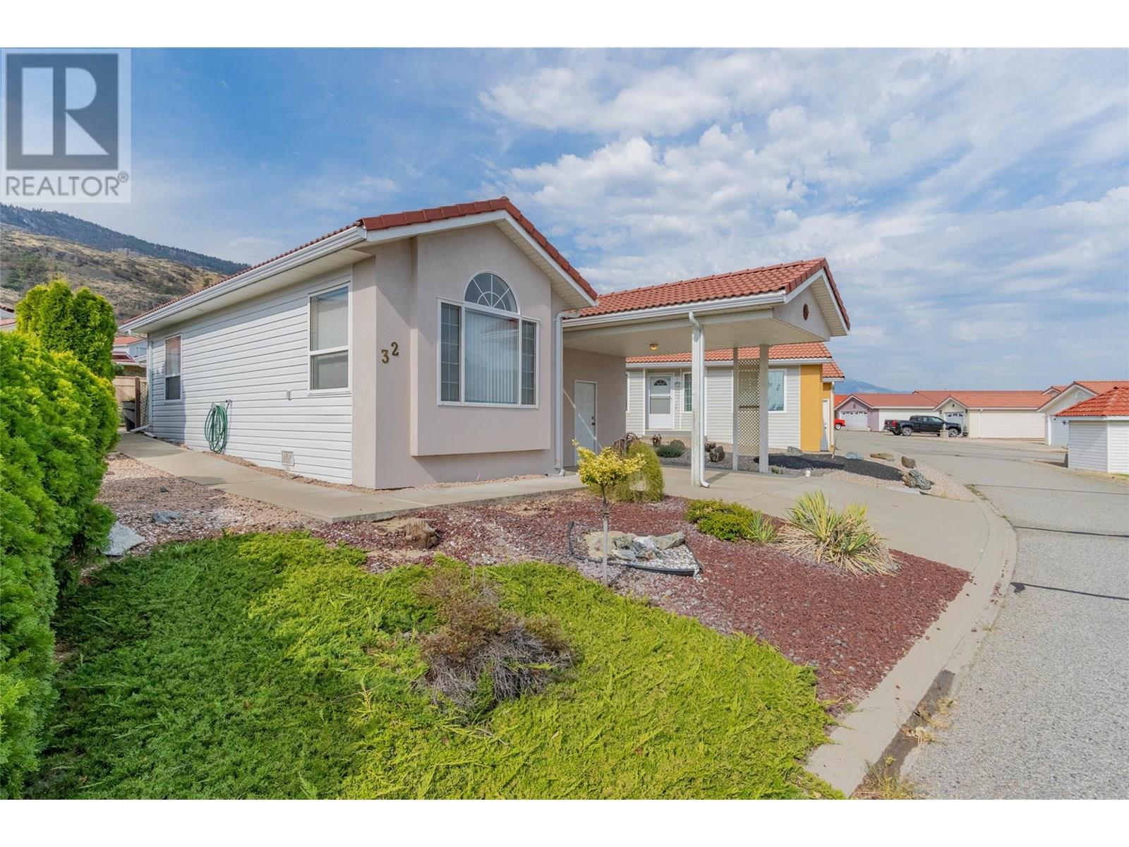 9400 115 Street Unit# 32, osoyoos, British Columbia