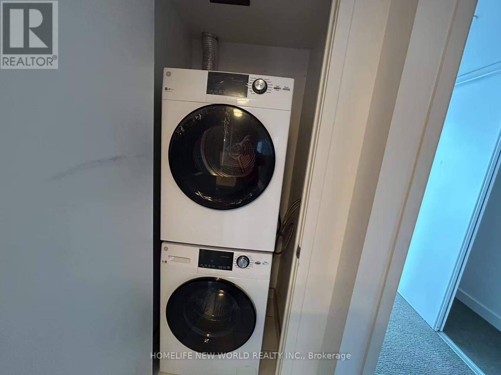 2908 - 75 Queens Wharf Road, Toronto, Ontario  M5V 0J8 - Photo 10 - C12242293
