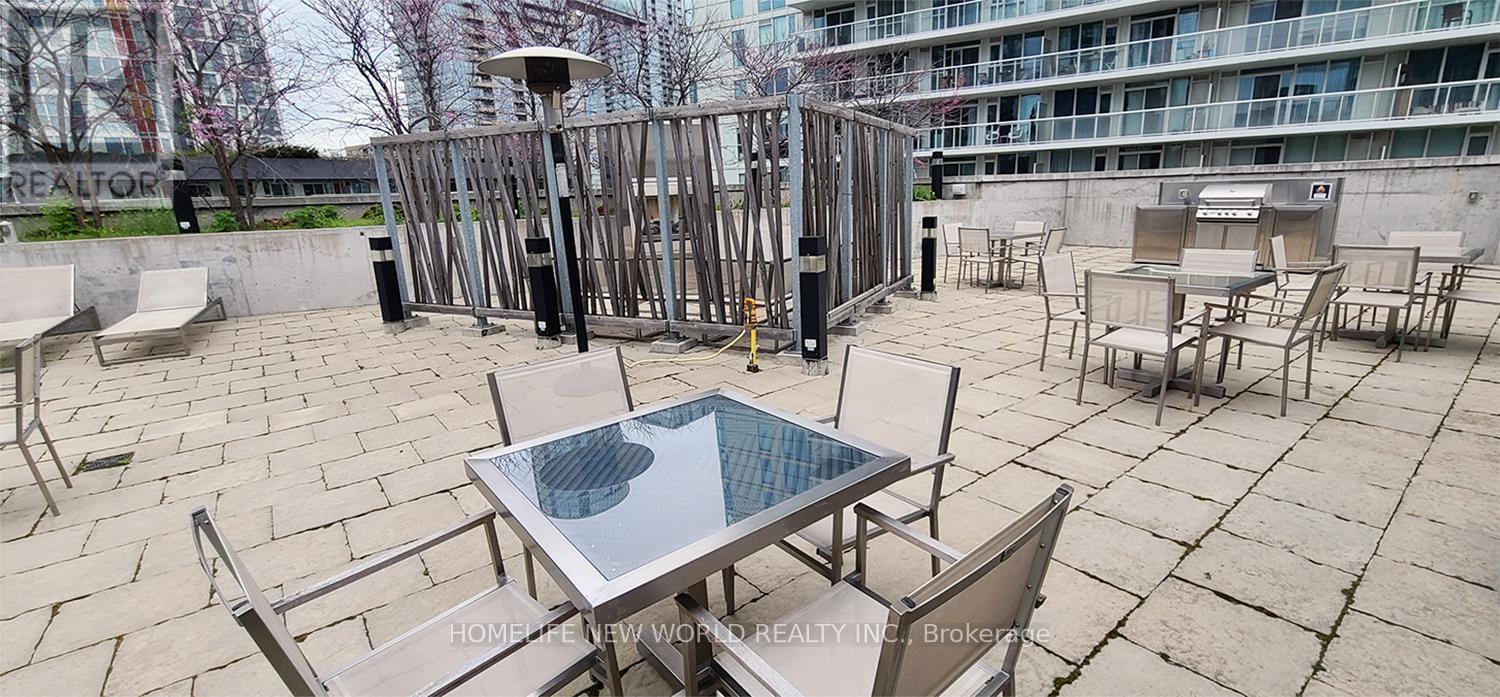 2908 - 75 Queens Wharf Road, Toronto, Ontario  M5V 0J8 - Photo 16 - C12242293