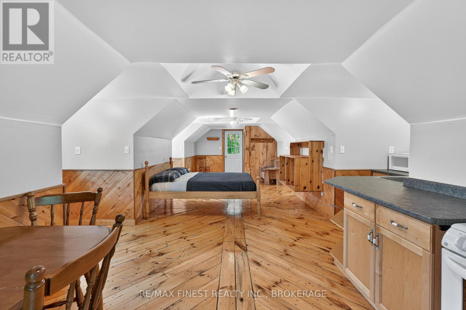 1076 Chester Lane, Frontenac, Ontario  K0H 1W0 - Photo 42 - X12299661