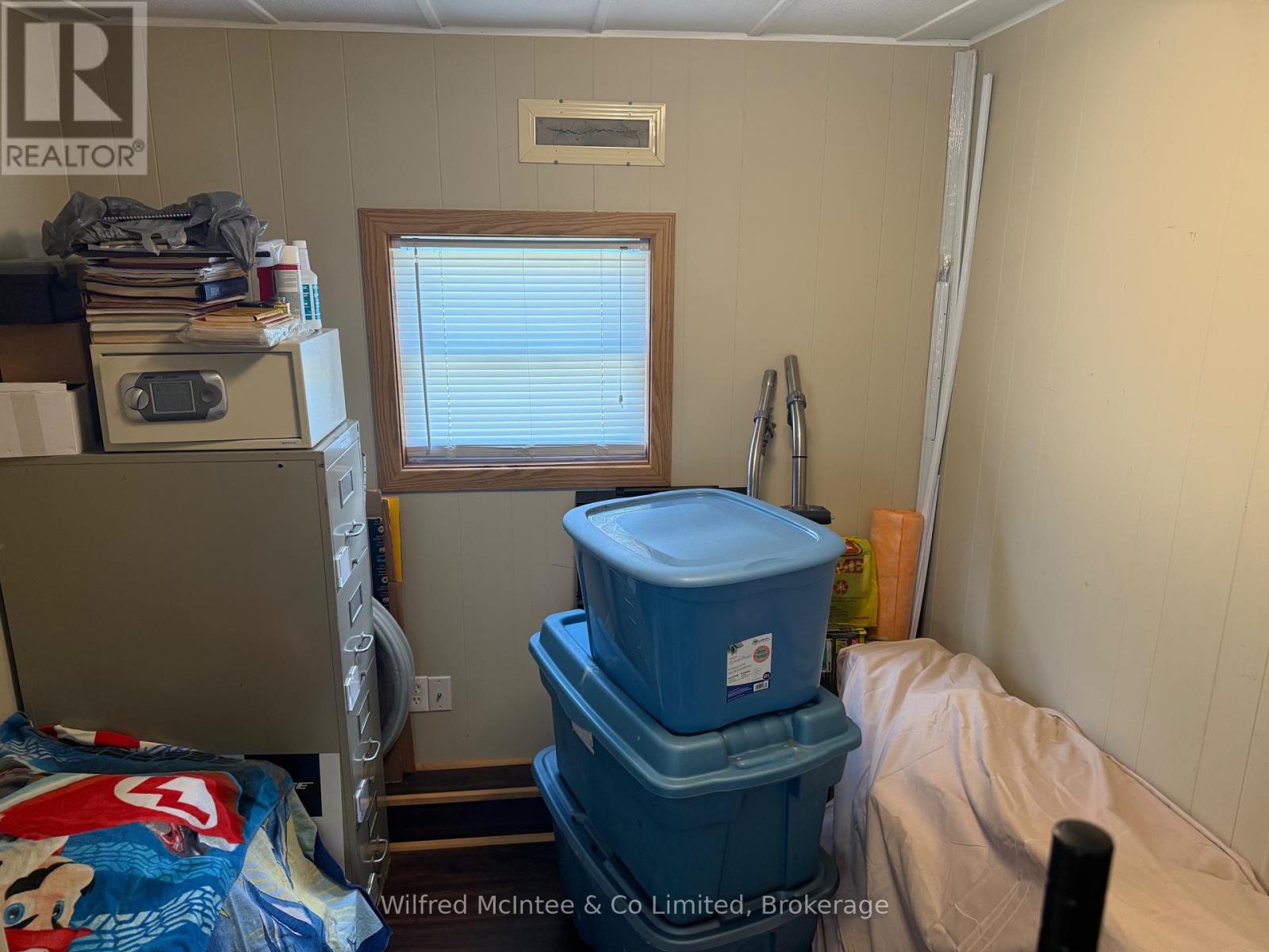 19 Bluejay Crescent, Brockton, Ontario  N0G 2V0 - Photo 20 - X12295664
