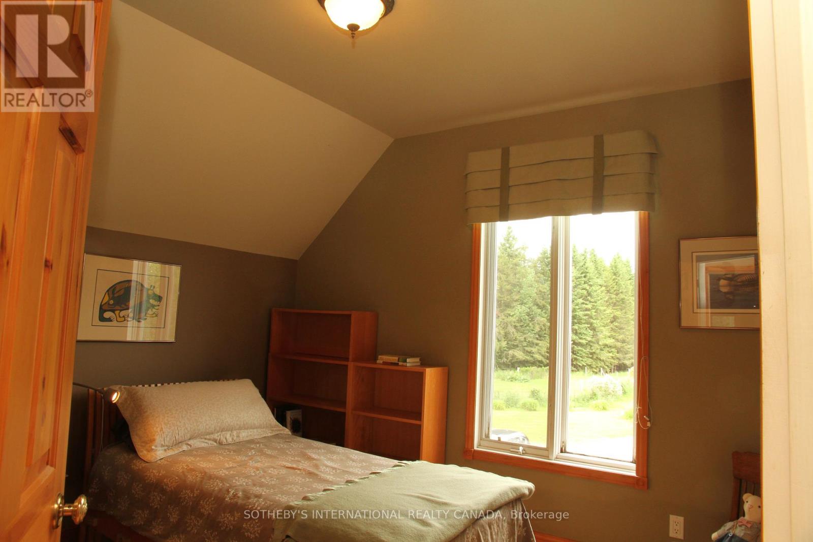 732 Forbes River Road, Thunder Bay Remote Area, Ontario  P0T 1X0 - Photo 38 - X12278948
