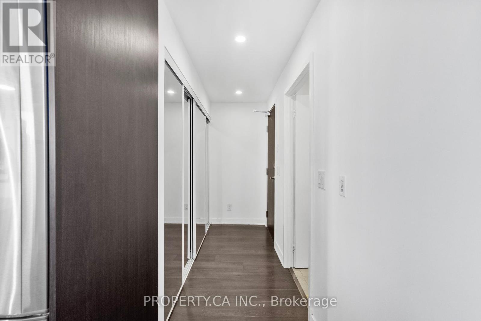 2212 - 170 Sumach Street, Toronto, Ontario  M5A 0C3 - Photo 5 - C12299575