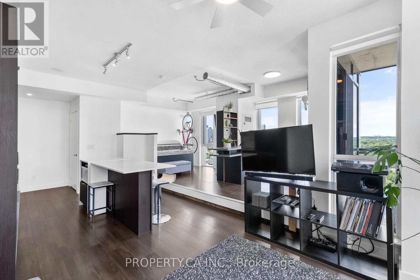 2212 - 170 Sumach Street, Toronto, Ontario  M5A 0C3 - Photo 8 - C12299575