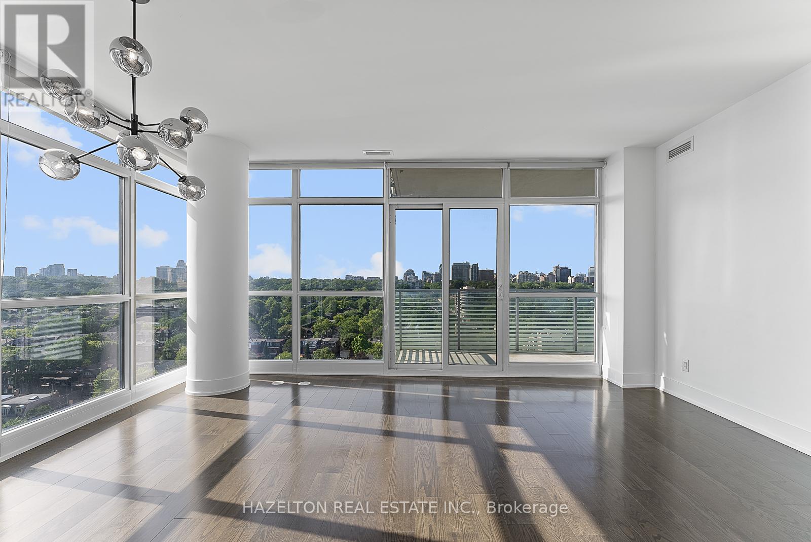 1605 - 170 Avenue Road, Toronto (Annex), Ontario  M5R 0A4 - Photo 6 - C12299600