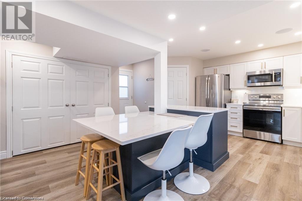 11 Dietrich Crescent, Grand Bend, Ontario  N0M 1T0 - Photo 12 - 40753579
