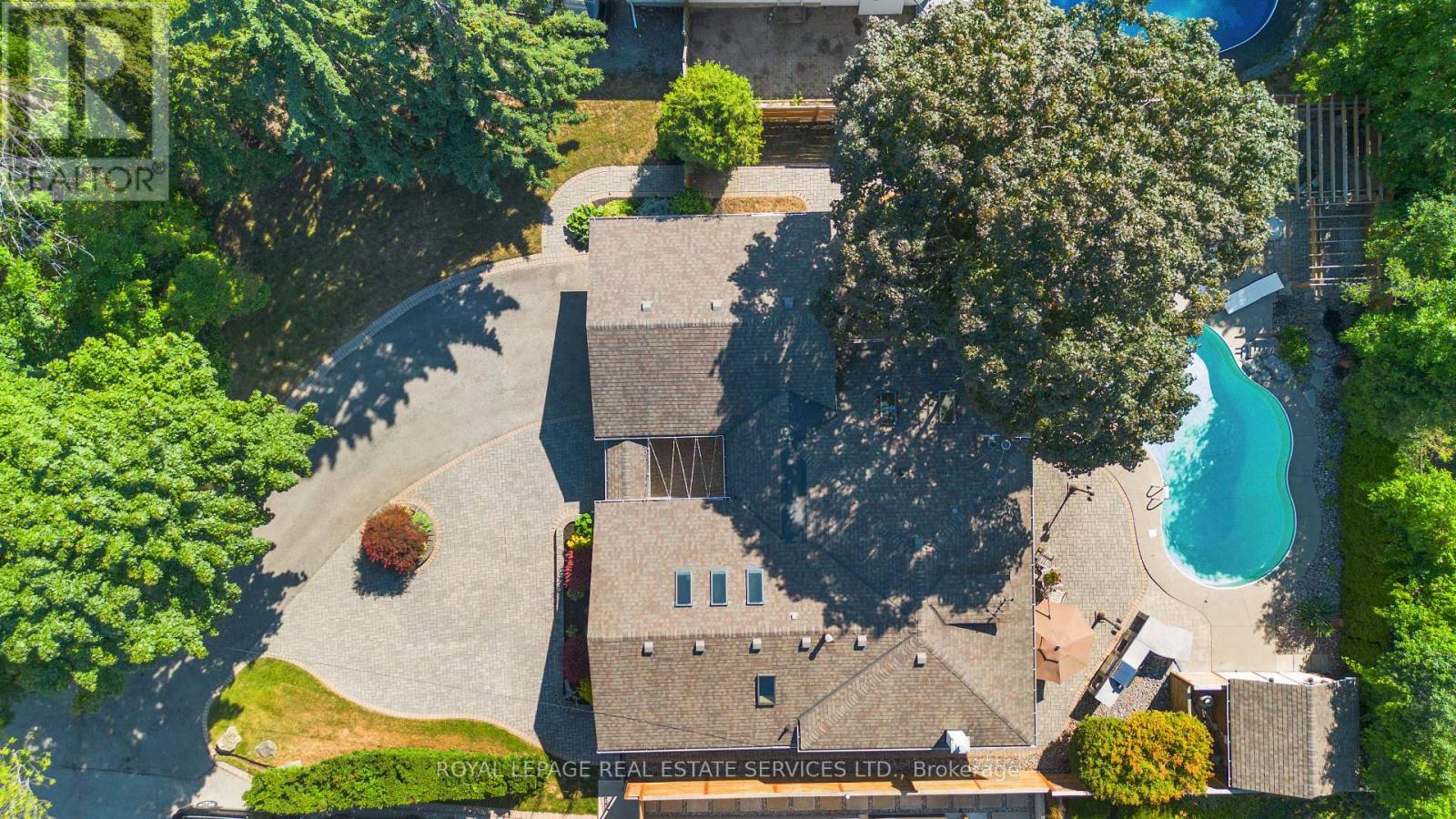 Property at 2019 LAKESHORE ROAD W image 5