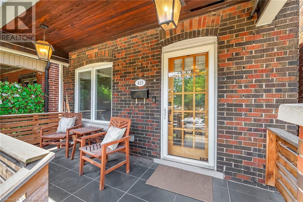 Property at 433 HUGHSON Street N image 4