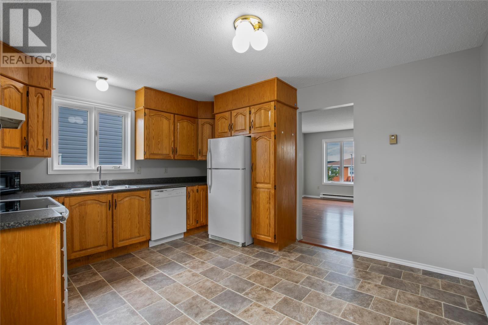 Property at 2 Osmond Place image 5