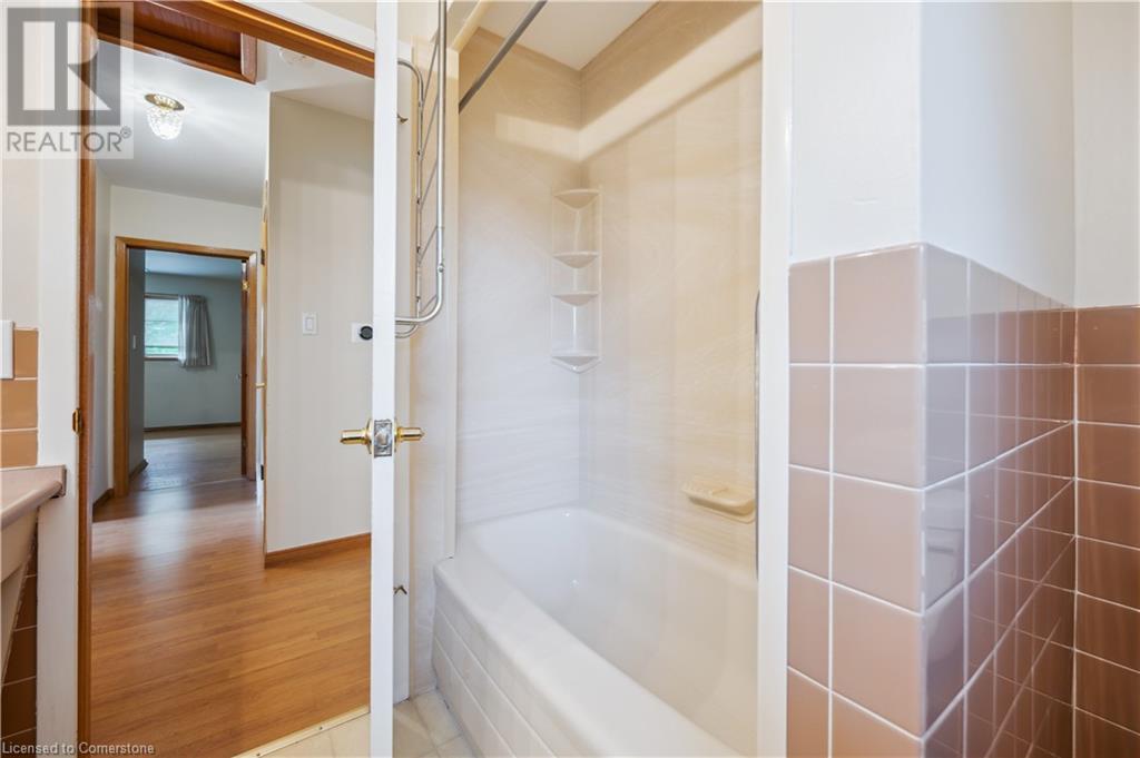 126 Elkington Drive, Kitchener, Ontario  N2B 1S3 - Photo 22 - 40738494