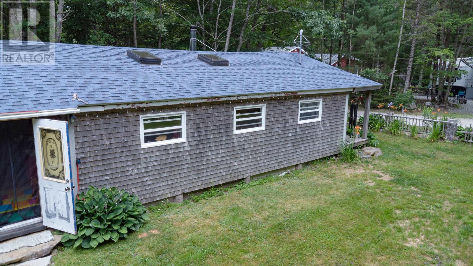 1387 Canada Hill Road, Lockeport, Nova Scotia  B0T 1L0 - Photo 8 - 202518348