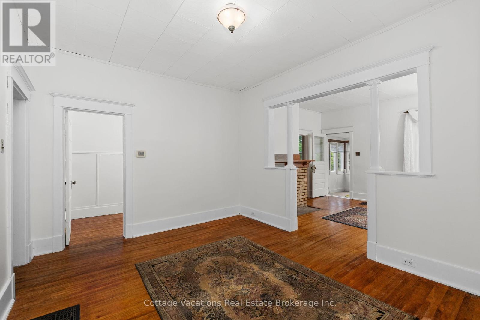 1 Duncan Street E, Huntsville, Ontario P1H 1V9 - Photo 16 - X12241721