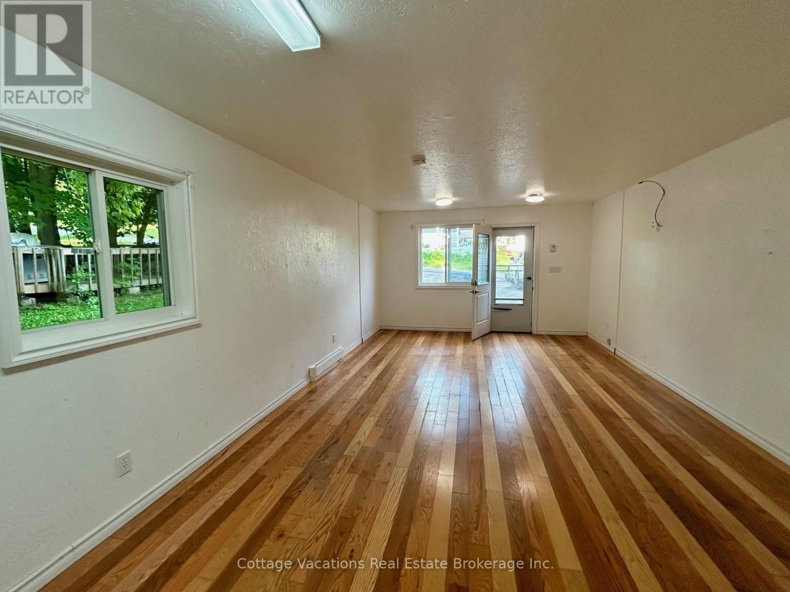 1 Duncan Street E, Huntsville, Ontario P1H 1V9 - Photo 48 - X12241721