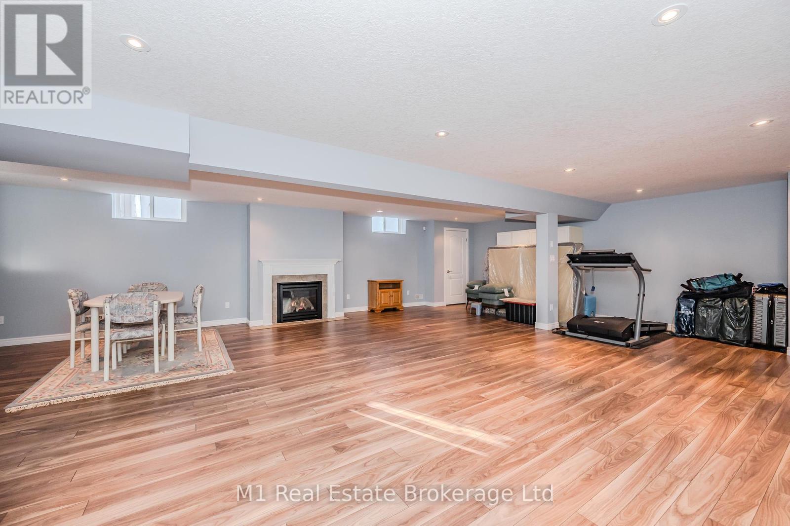 19 - 15 Valley Road, Guelph, Ontario  N1L 0H3 - Photo 36 - X12299522