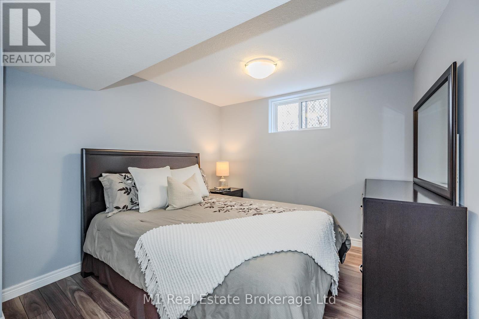 19 - 15 Valley Road, Guelph, Ontario  N1L 0H3 - Photo 38 - X12299522