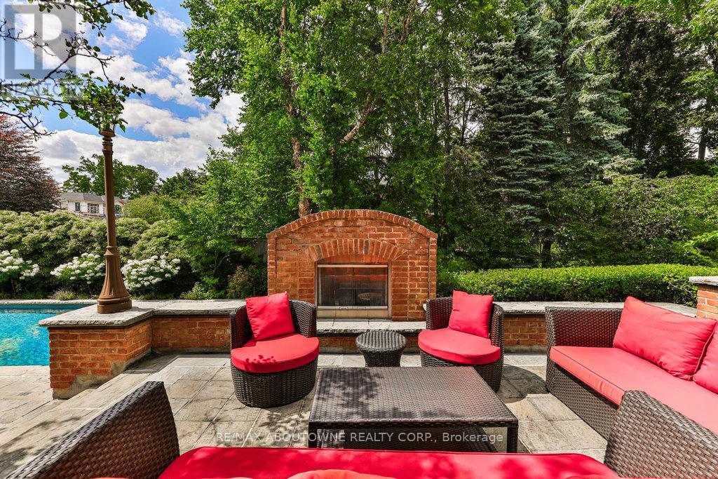 1081 Argyle Drive, Oakville, Ontario  L6J 1A9 - Photo 43 - W12299499