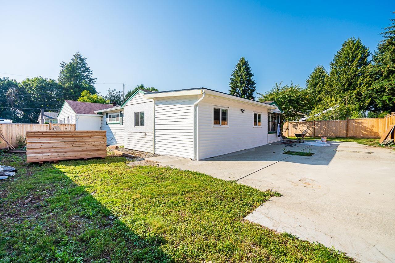 Property at 10064 127B STREET image 2