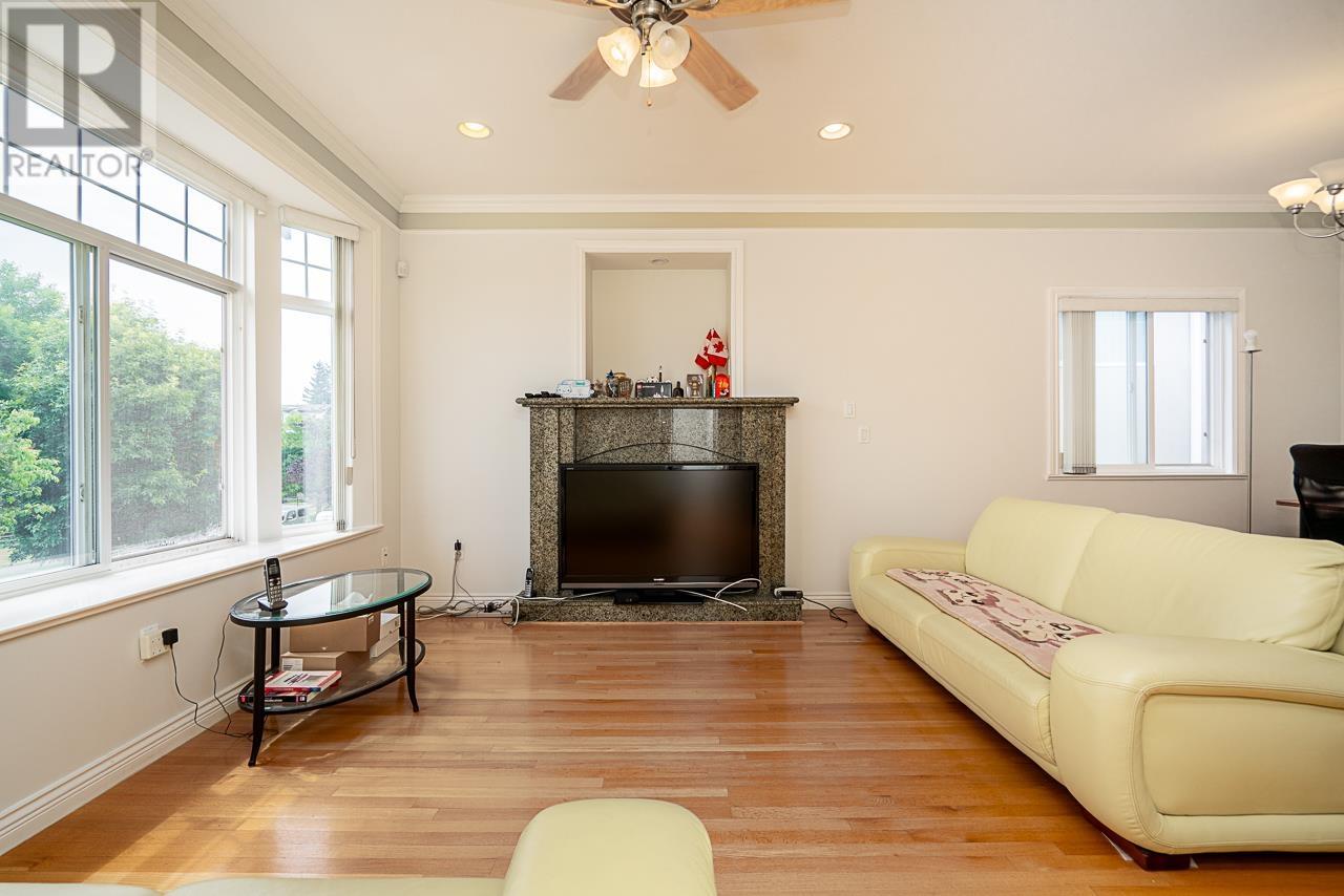 2283 E 48th Avenue, Vancouver, British Columbia  V5P 1R9 - Photo 6 - R3029011