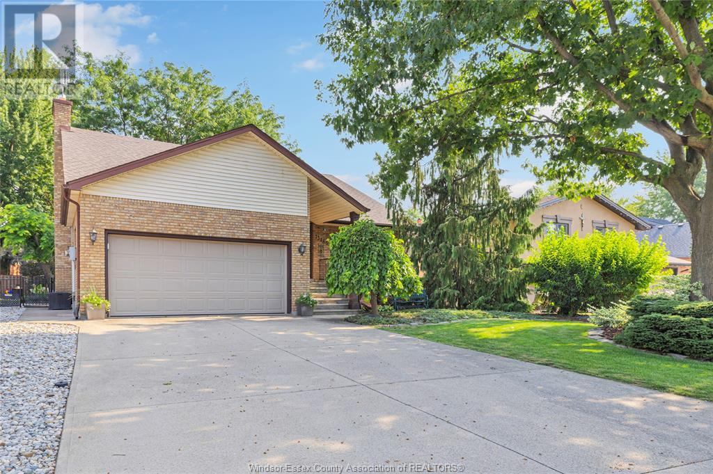 MLS# 25018526: 13185 SALICH COURT, Tecumseh, Canada