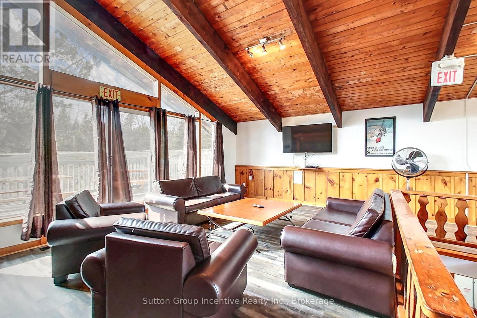 13l - 197 Arlberg Crescent, Blue Mountains, Ontario  L9Y 0M1 - Photo 10 - X12299842