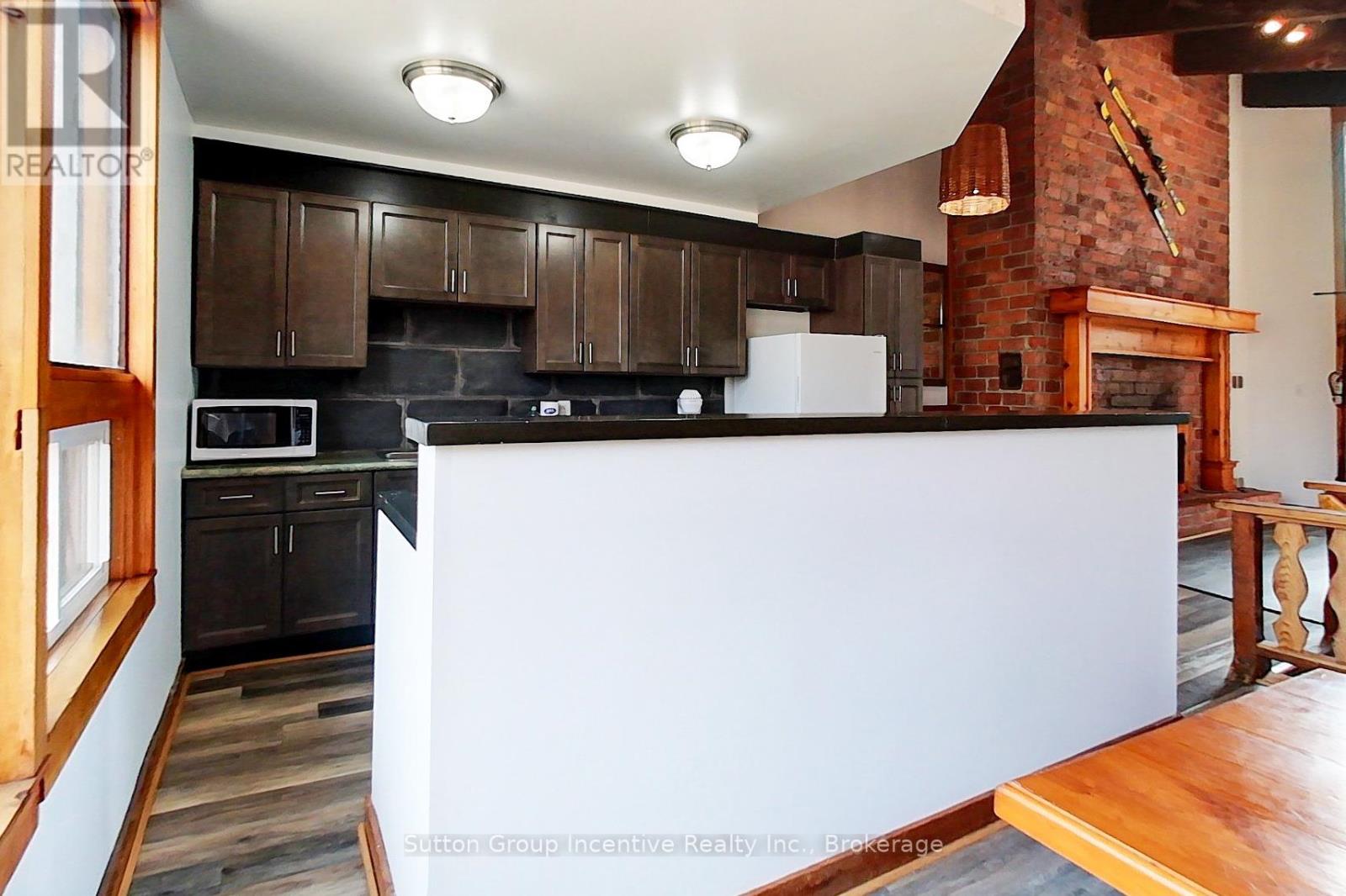 13l - 197 Arlberg Crescent, Blue Mountains, Ontario  L9Y 0M1 - Photo 15 - X12299842