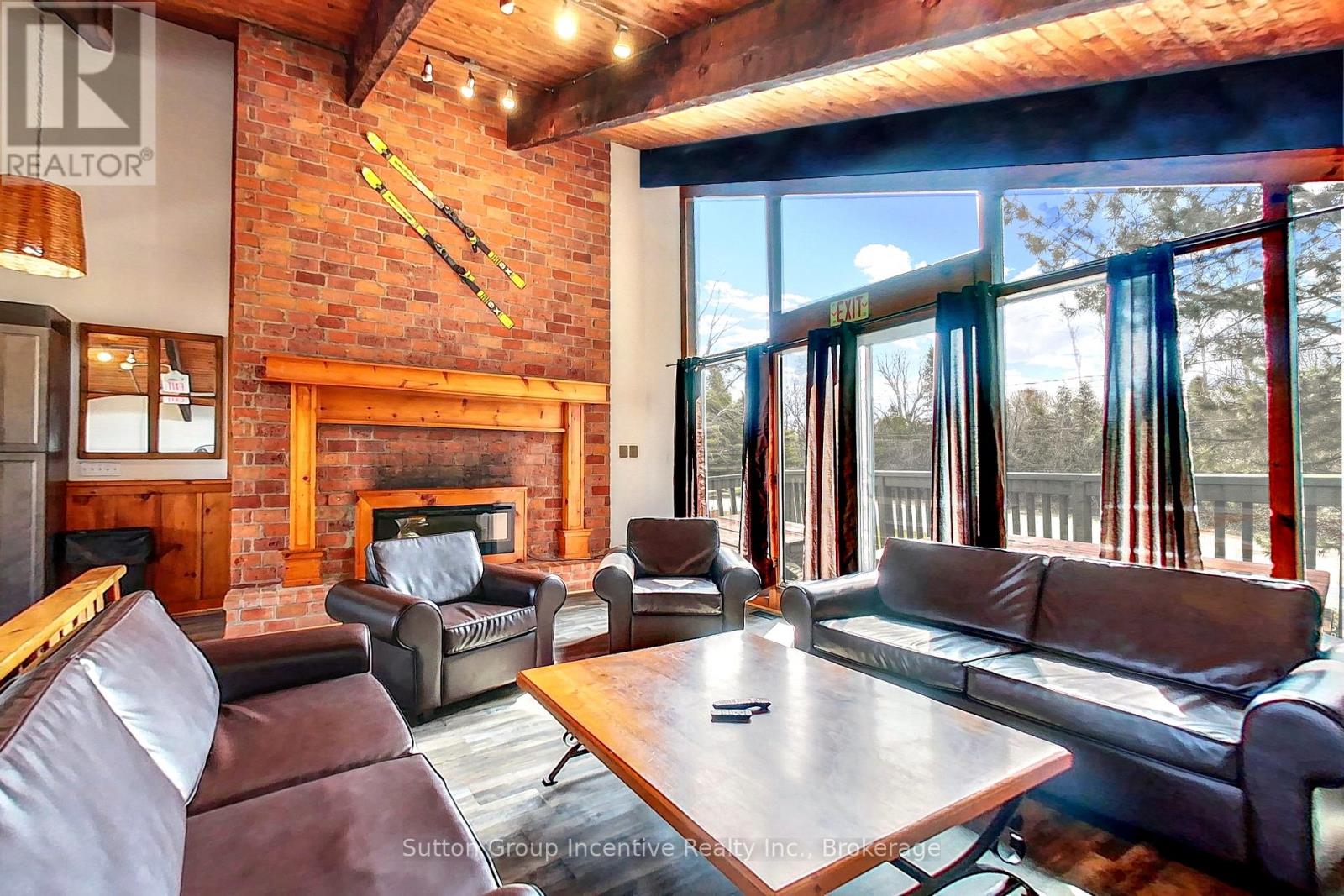 13l - 197 Arlberg Crescent, Blue Mountains, Ontario  L9Y 0M1 - Photo 8 - X12299842