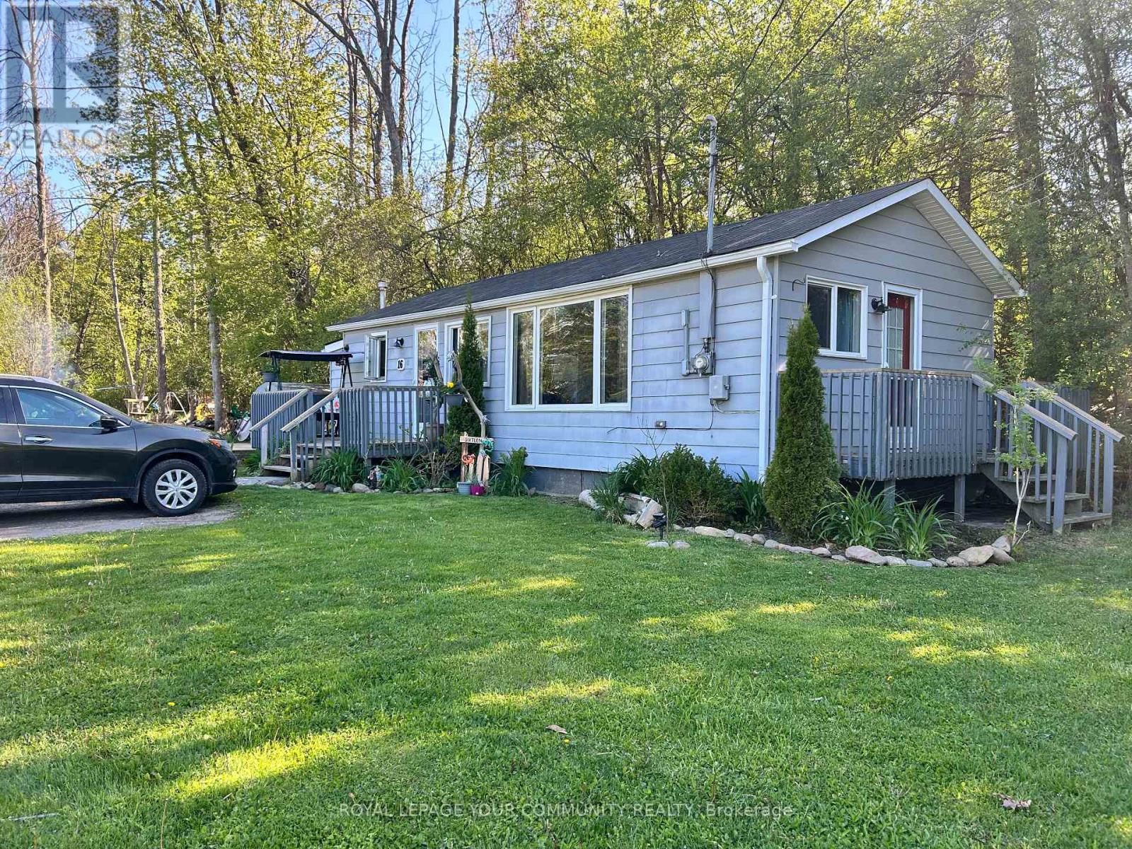 16 CHRISTIDIS DRIVE, Georgina, Ontario