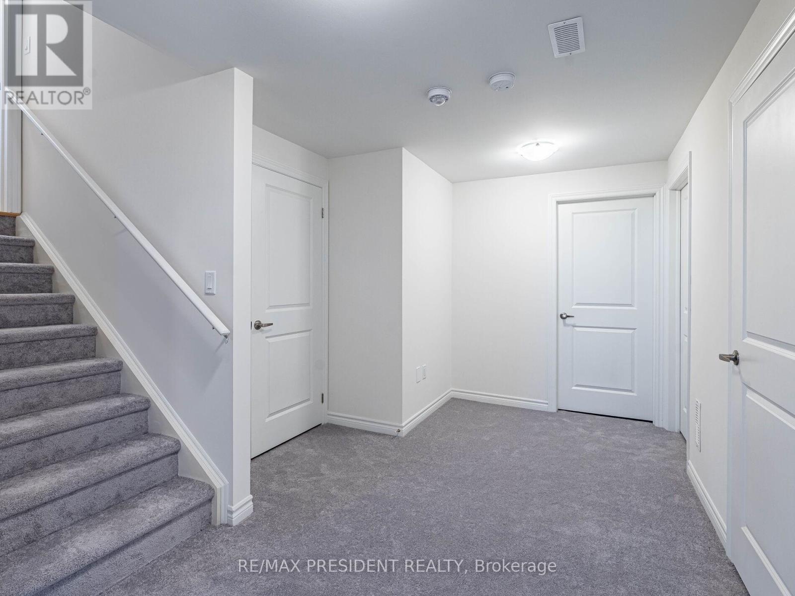 65 Brethet Heights, New Tecumseth, Ontario  L0G 1A0 - Photo 38 - N12299703