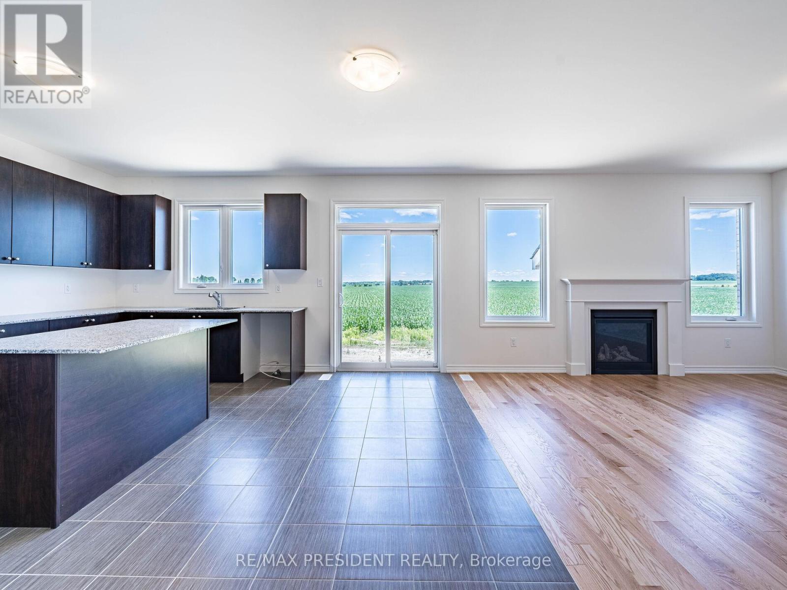 65 Brethet Heights, New Tecumseth, Ontario  L0G 1A0 - Photo 8 - N12299703