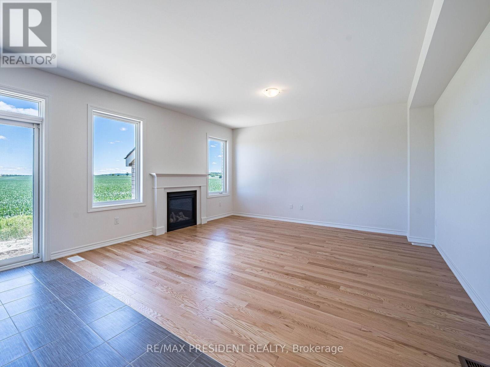 65 Brethet Heights, New Tecumseth, Ontario  L0G 1A0 - Photo 9 - N12299703