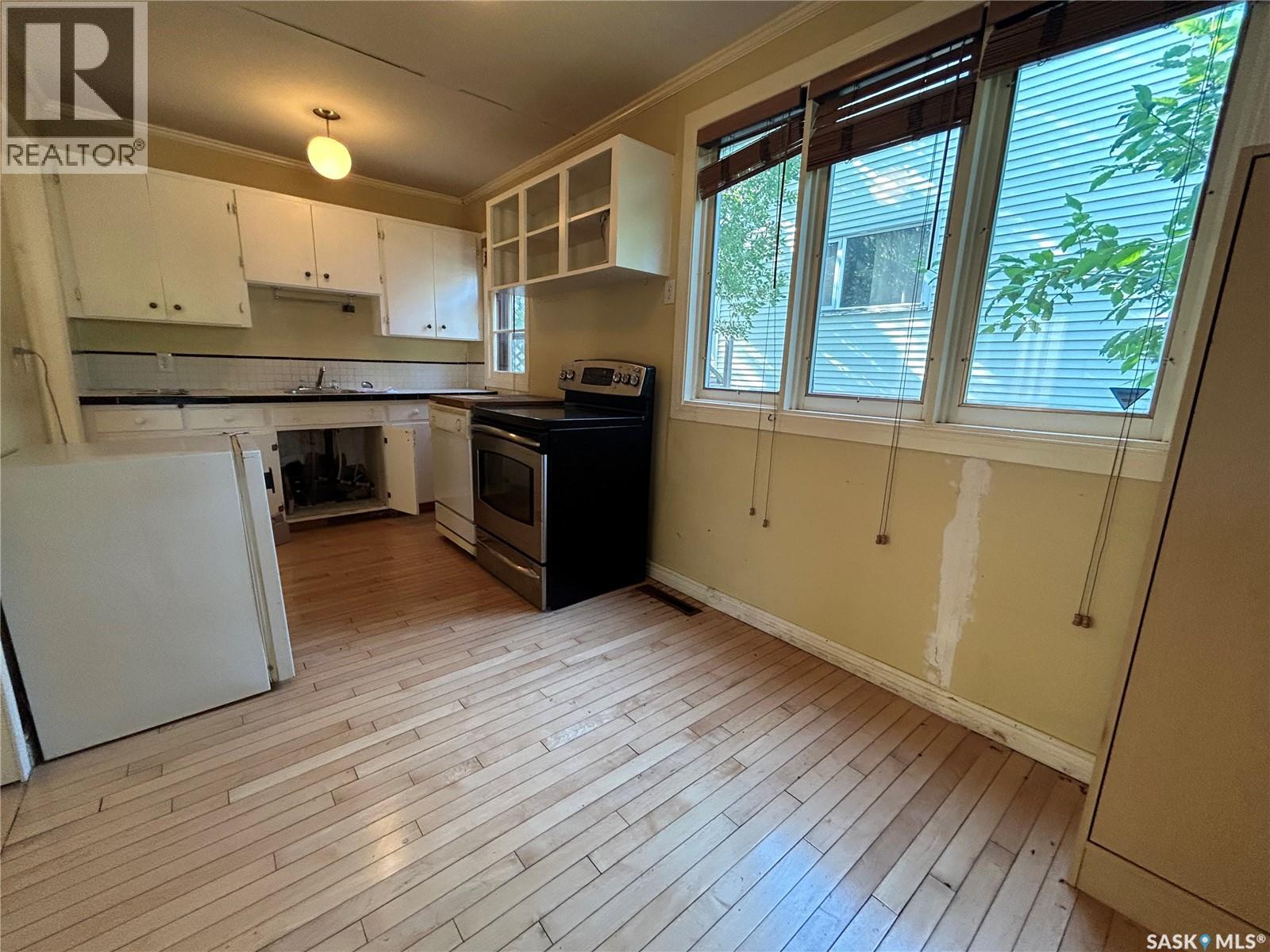 1744 Royal Street, Regina, Saskatchewan  S4T 5A7 - Photo 7 - SK013289