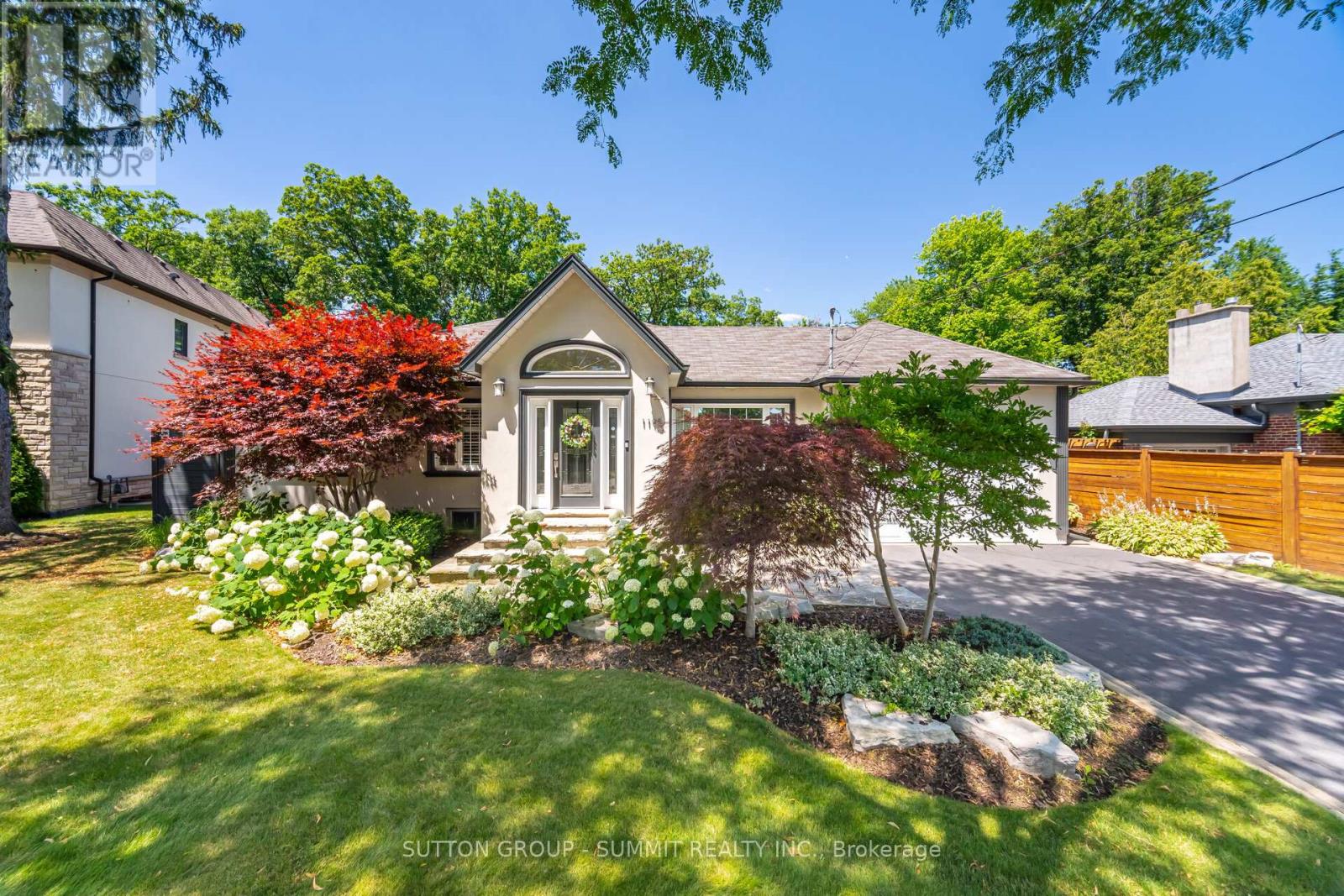 Property at 1195 CRESTDALE ROAD image 1