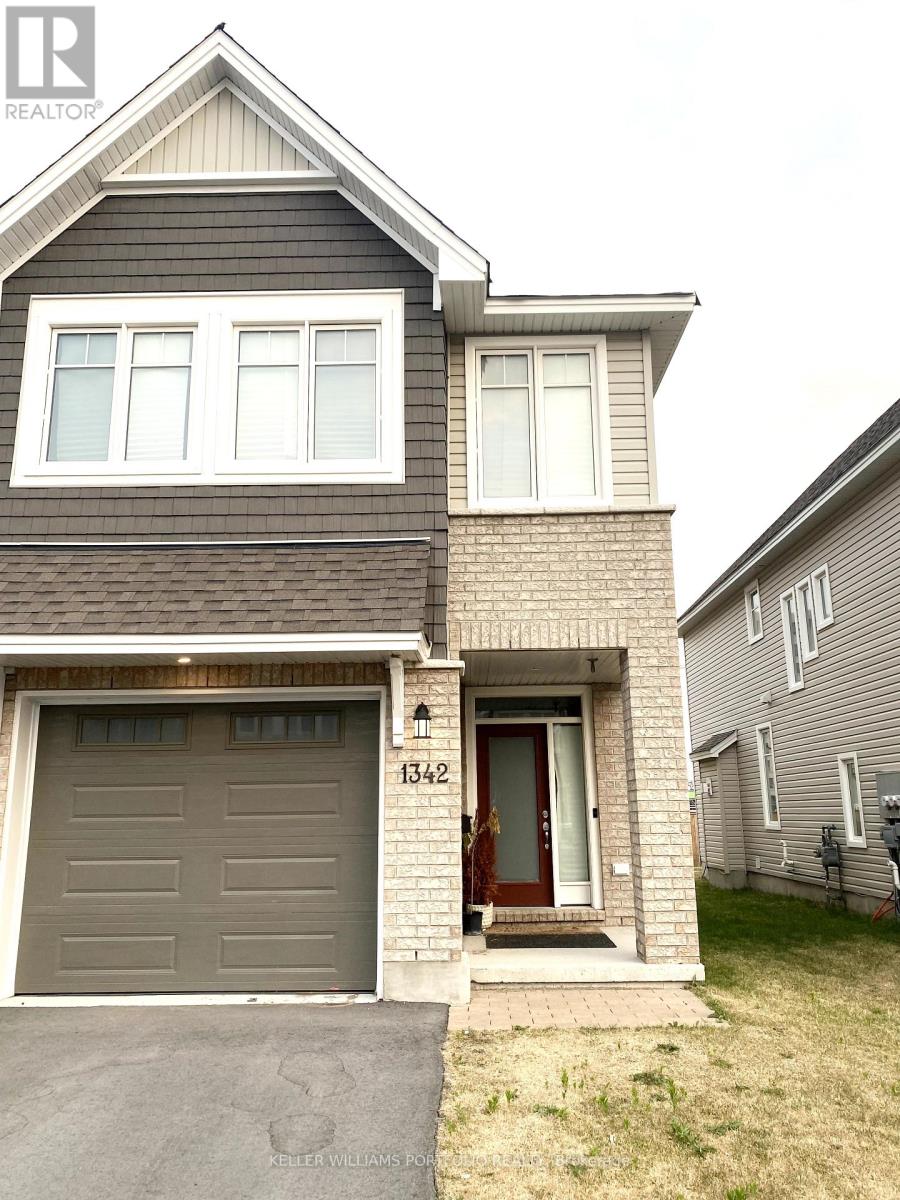 1342 DEMERS AVENUE, Kingston, Ontario