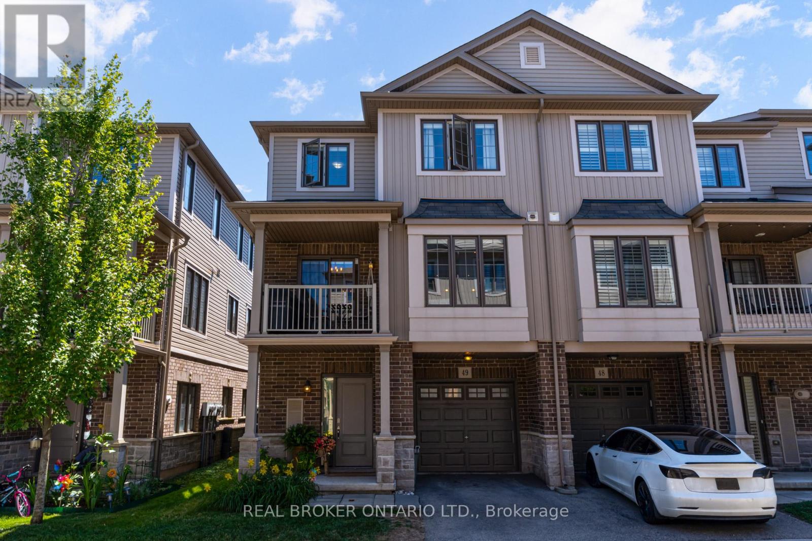 Property at 49 - 377 GLANCASTER ROAD image 1