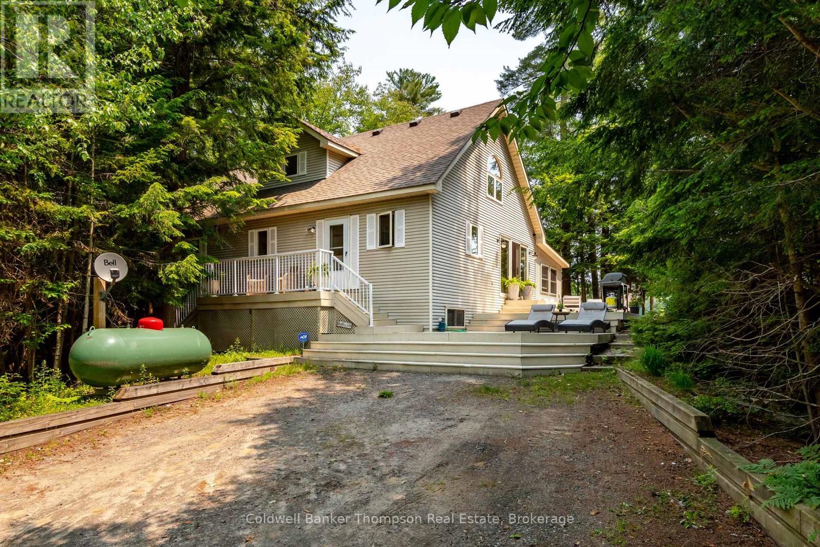 115 Cottage Lane, Huntsville, Ontario  P1H 2J4 - Photo 3 - X12233492