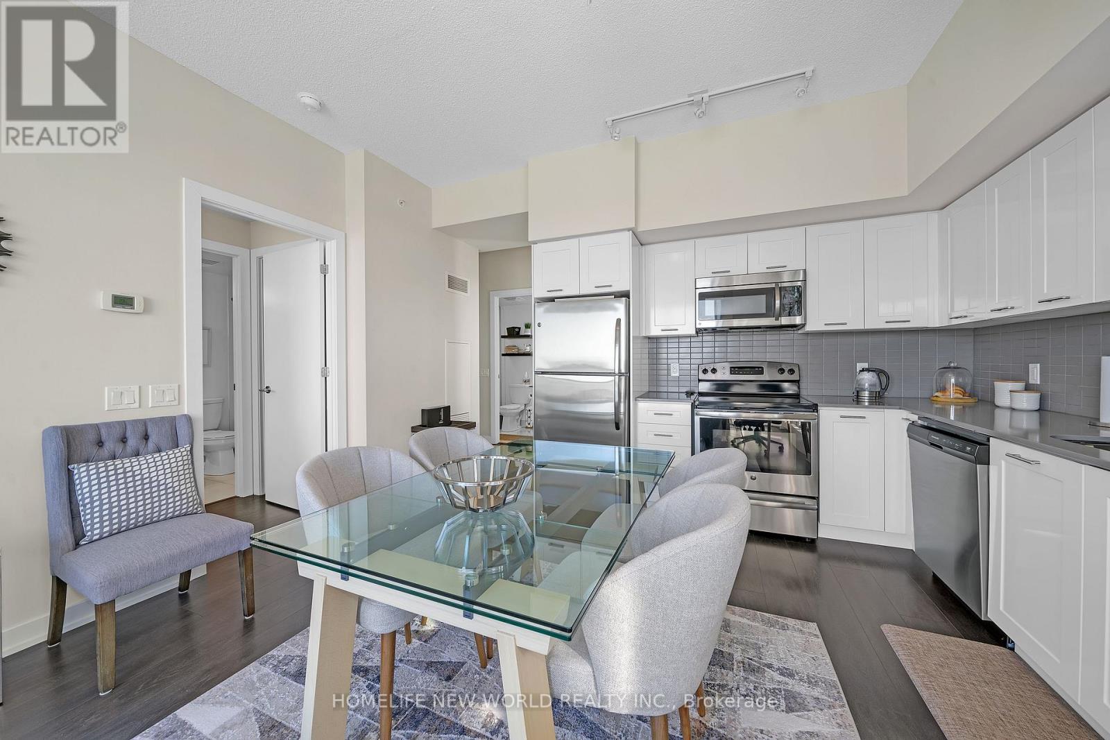 4304 - 2220 Lake Shore Boulevard W, Toronto, Ontario  M8V 0B1 - Photo 7 - W12298271