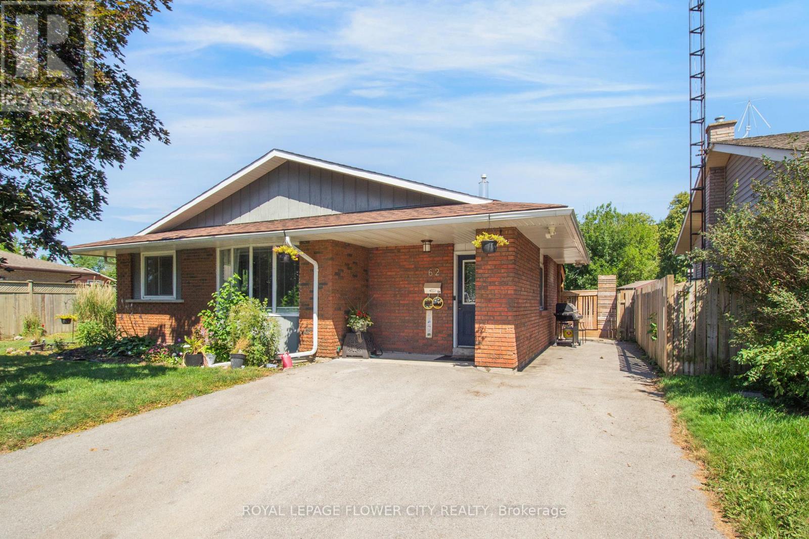 Property at 62 CHAMPLAIN AVENUE image 3