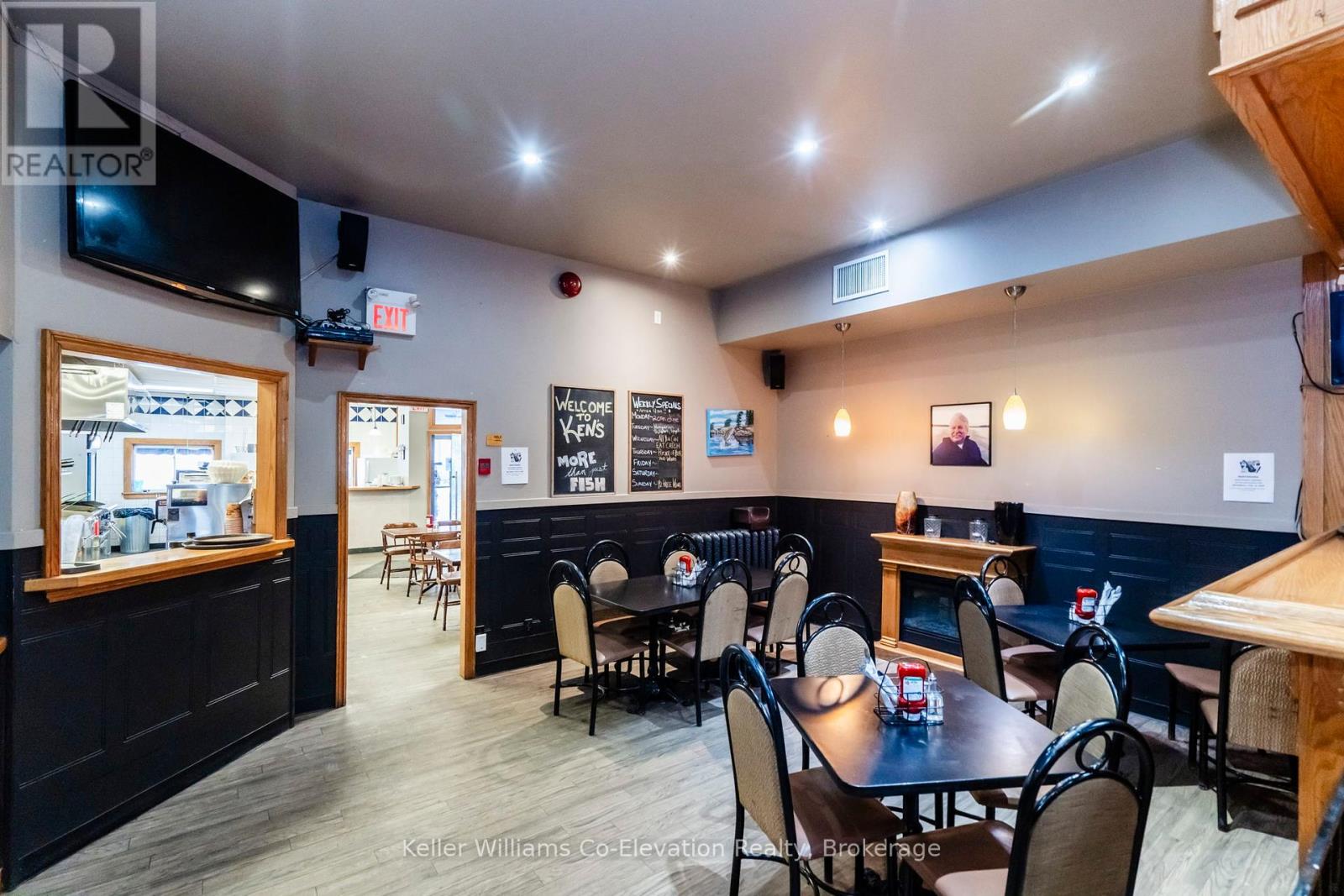 70 Main Street, Penetanguishene, Ontario  L9M 1T4 - Photo 12 - S12299919