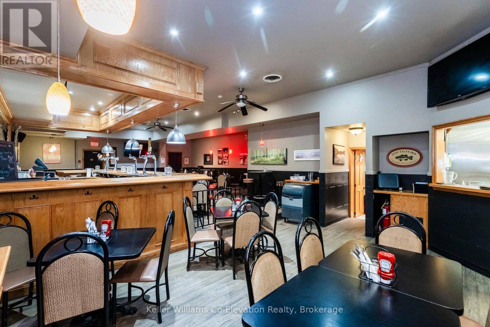 70 Main Street, Penetanguishene, Ontario  L9M 1T4 - Photo 6 - S12299919