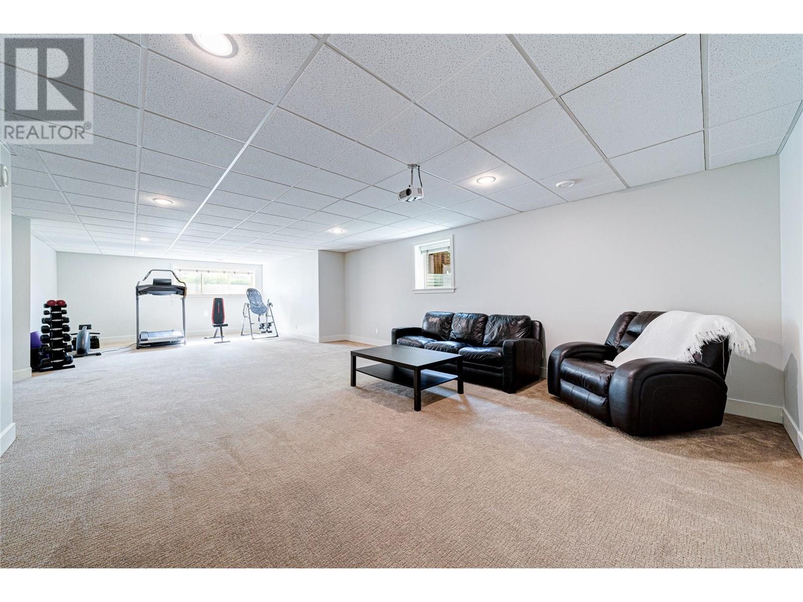 1327 Cherrywood Boulevard, Sparwood, British Columbia  V0B 2G2 - Photo 29 - 10355834