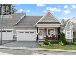 9 Stormont Court, Bracebridge (Monck (Bracebridge)), Ca