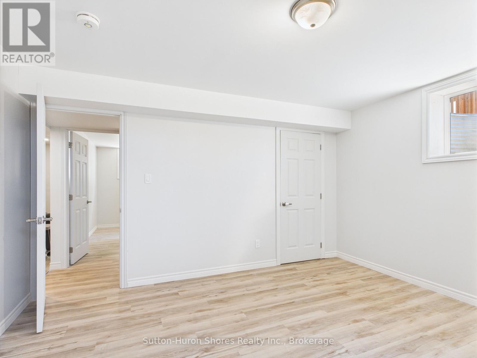 360 Mary Rose Avenue, Saugeen Shores, Ontario  N0H 2C3 - Photo 33 - X12299913