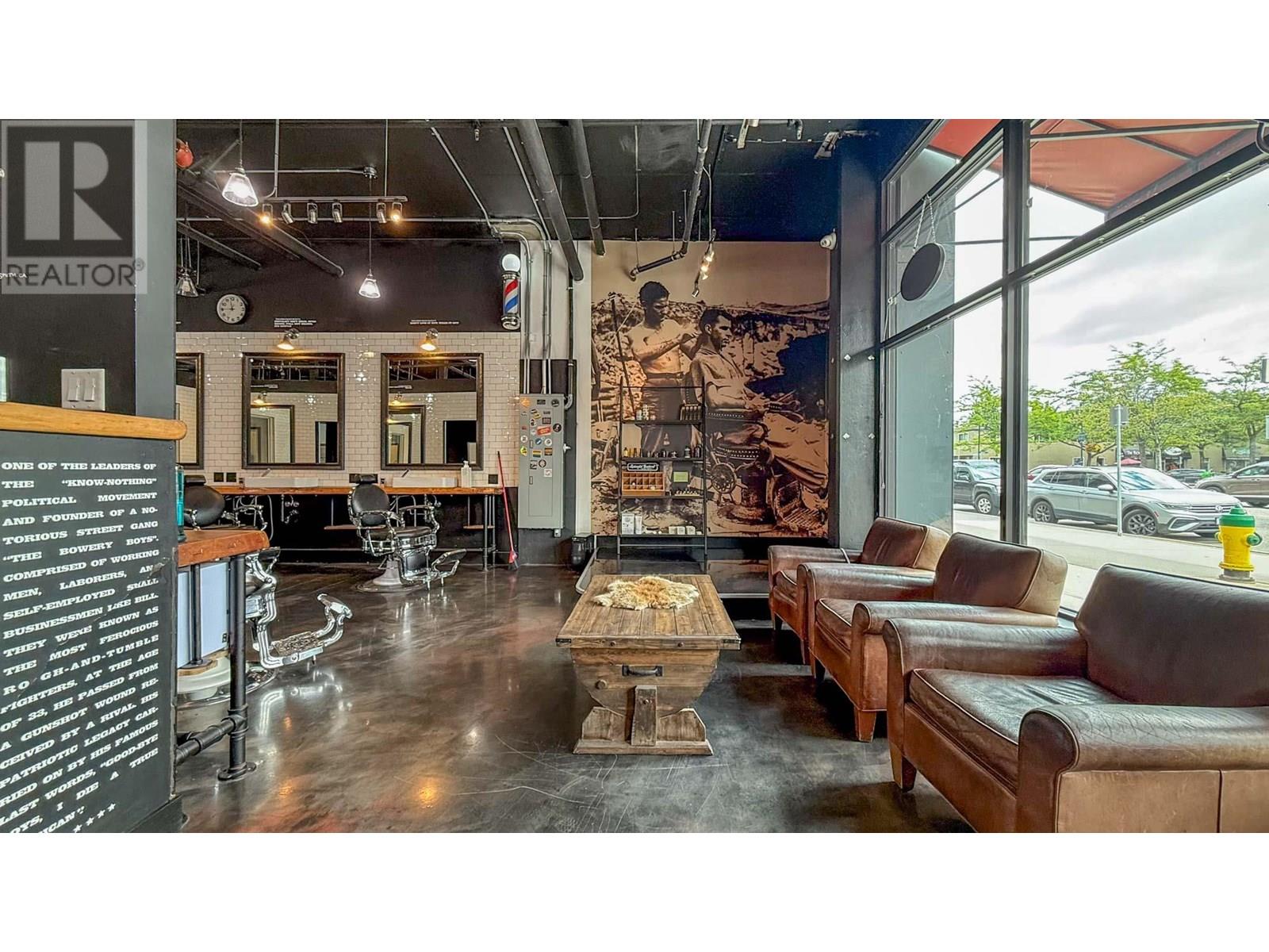 3030 Pandosy Street, Kelowna, British Columbia  V1Y 1W2 - Photo 14 - 10356562