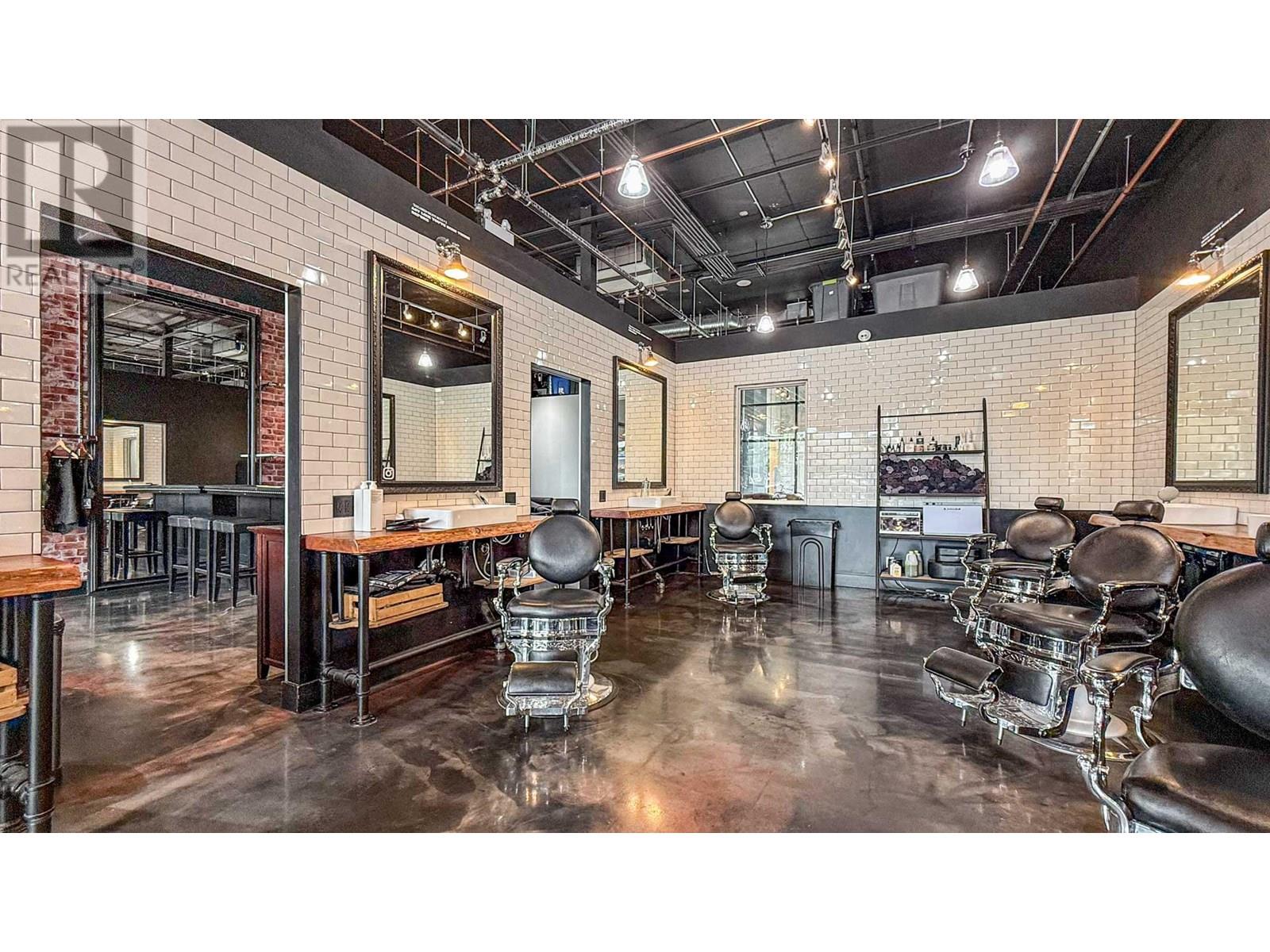 3030 Pandosy Street, Kelowna, British Columbia  V1Y 1W2 - Photo 22 - 10356562