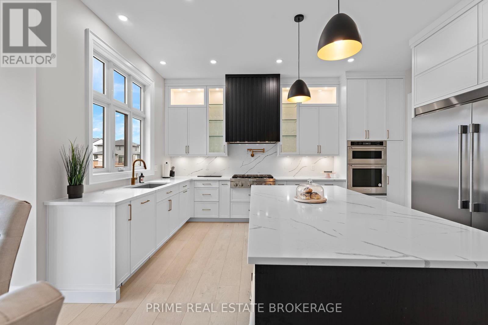 2540 Bridgehaven Drive, London North, Ontario  N6G 0Z7 - Photo 13 - X12299896