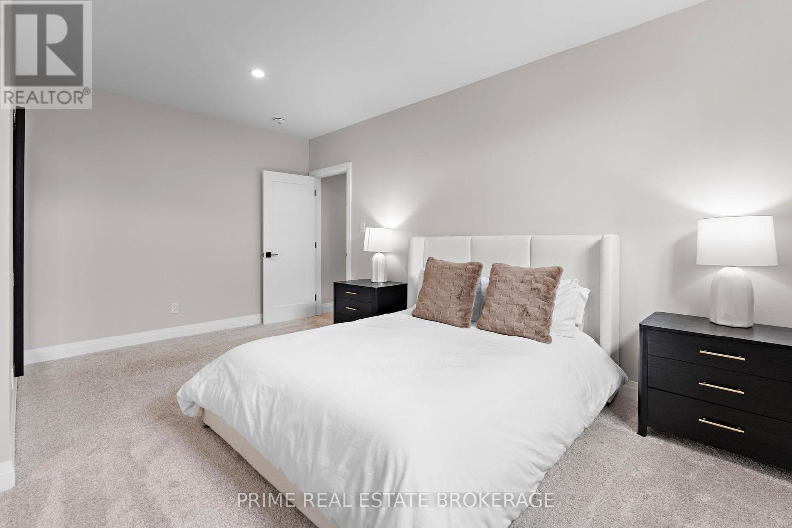 2540 Bridgehaven Drive, London North, Ontario  N6G 0Z7 - Photo 41 - X12299896