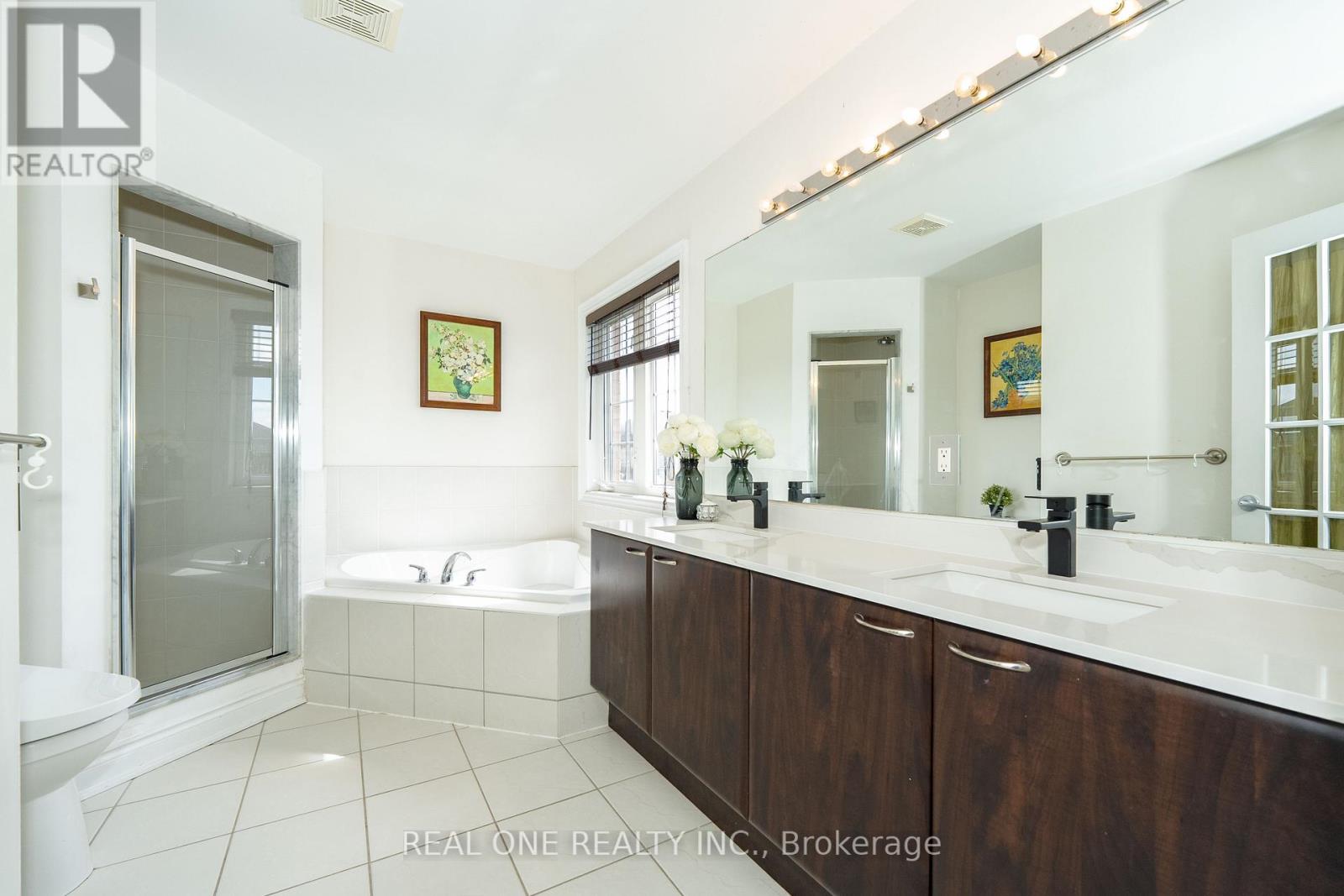 11 Zoran Lane, Vaughan, Ontario L6A 4E4 - Photo 23 - N12294125