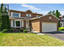 70 LILLIAN CRESCENT, Barrie, Ontario