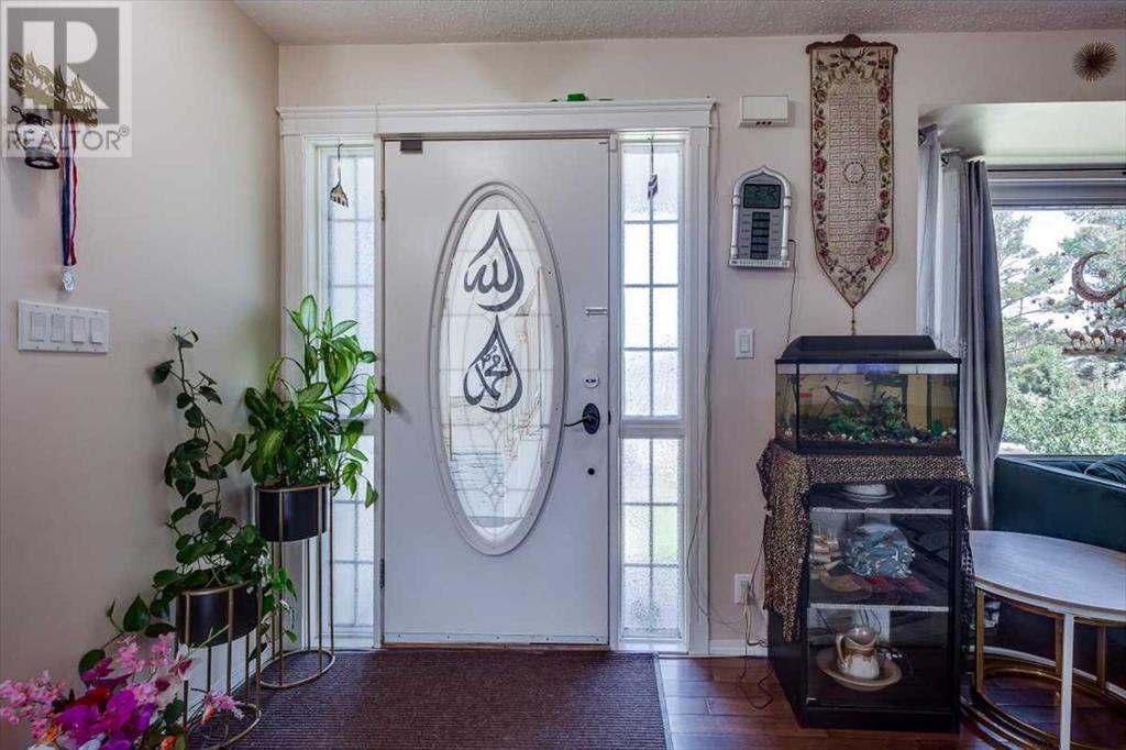 Property at 55 HORN Crescent image 5