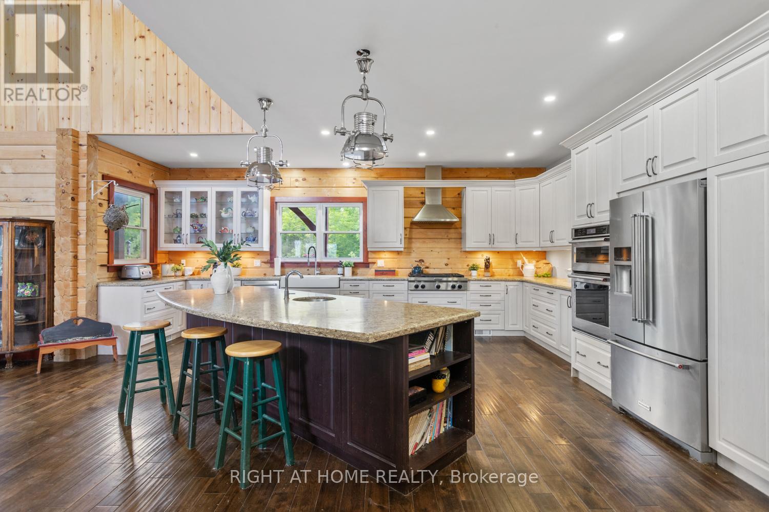 177 Ellwood Crescent, Kawartha Lakes, Ontario  K0M 1A0 - Photo 17 - X12299930